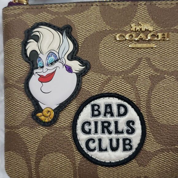 Disney X Coach Corner Zip Wristlet In Signature Canvas With Patches - Picture 2 of 7